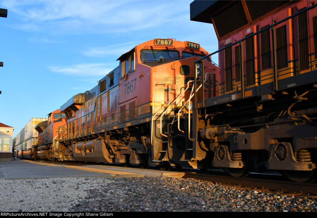 BNSF 7867 Roster shot